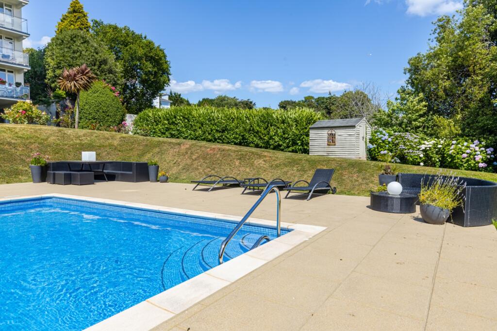 A05 - Flat 28, Holme Court Warrberry Road Torquay 