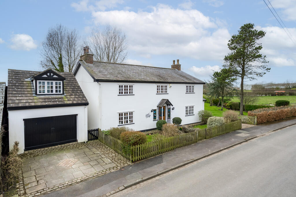 Laurel Cottage, Liverpool Old Road, Sollom, Tarleton, Preston, Lancashire