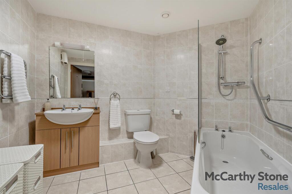 8661946-interior12-800.jpg