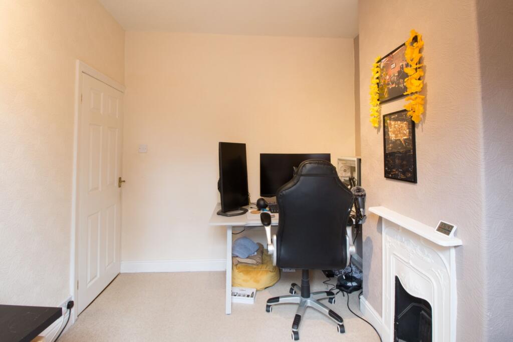 Bedroom 2 Eastfield Road Mirfield WF14 0QR EweMove