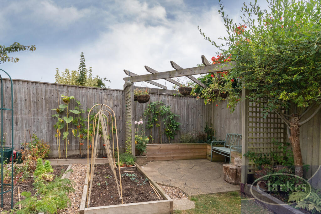 FC_059_8 BROUGHTON AVE_011