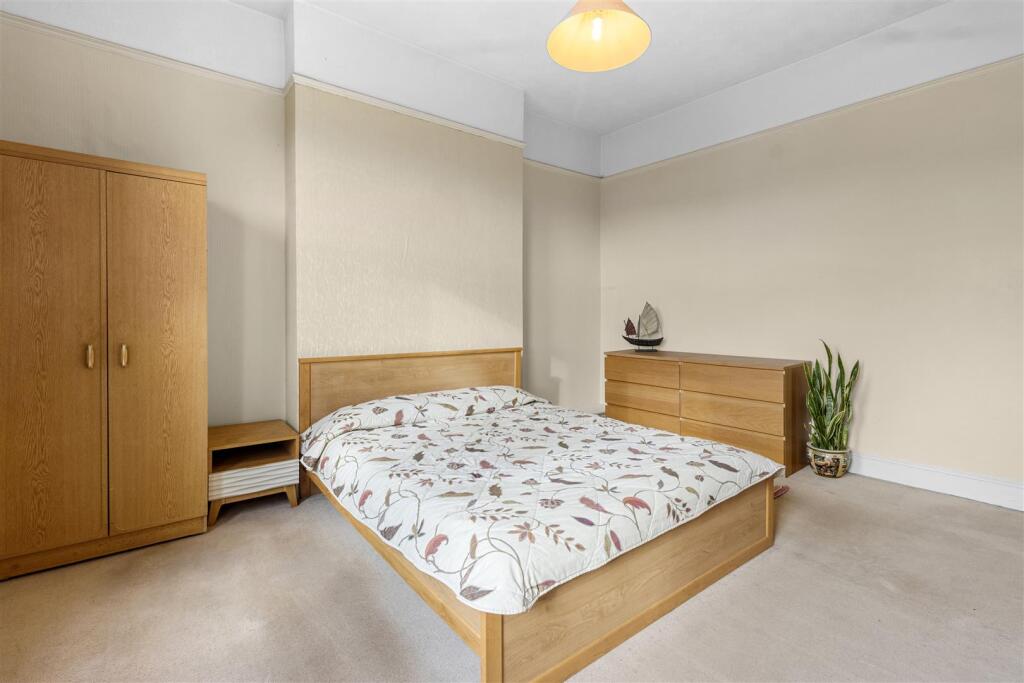 bedroom two #3.jpg