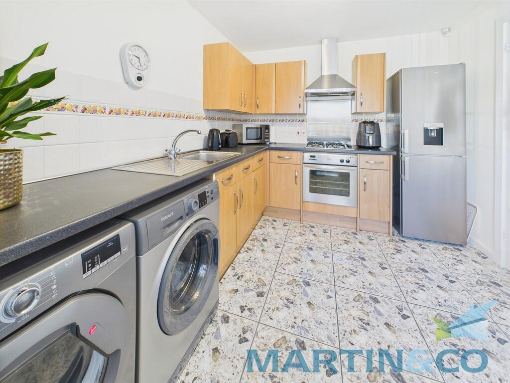 CAM01870G0-PR0165...