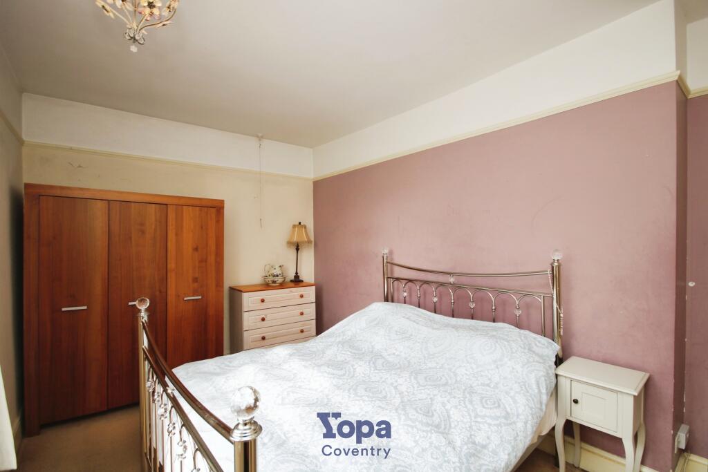 5c3bd852-Master 20Bedroom 202.JPG