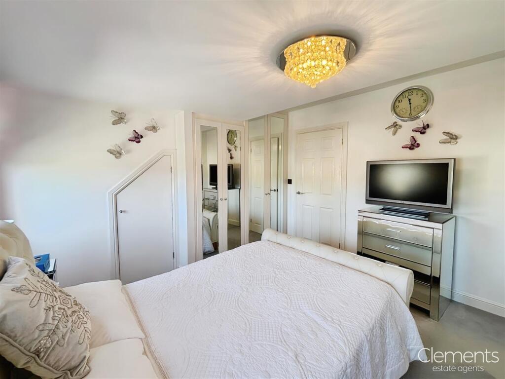 0b284a36-Bedroom 20One 202.jpg