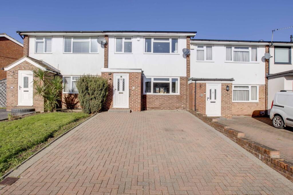 39 Lexington Ave, Maidenhead, SL6 4HL (LOW RES)-11