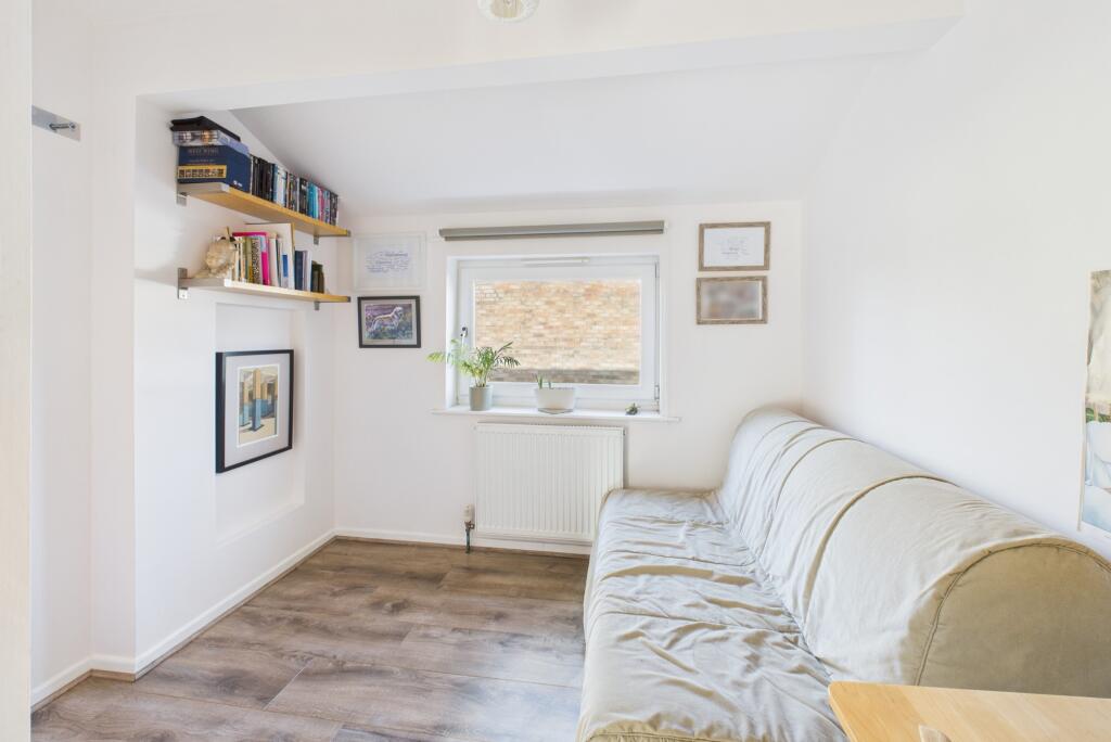 CAM02545G0-PR0531-STILL015