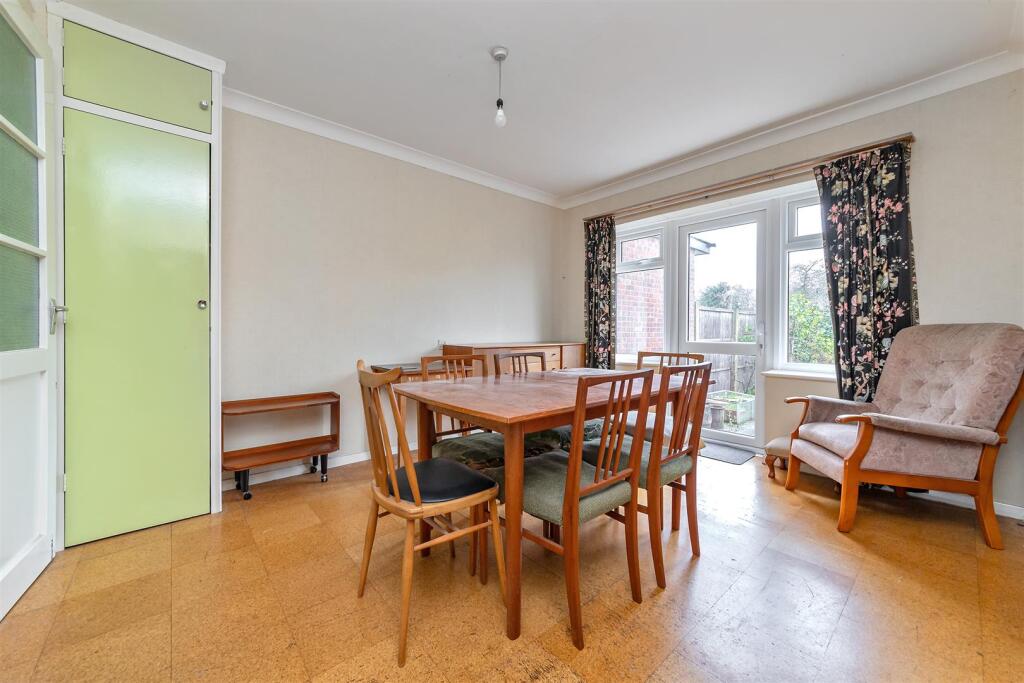 32HazelmereRoad-13.jpg