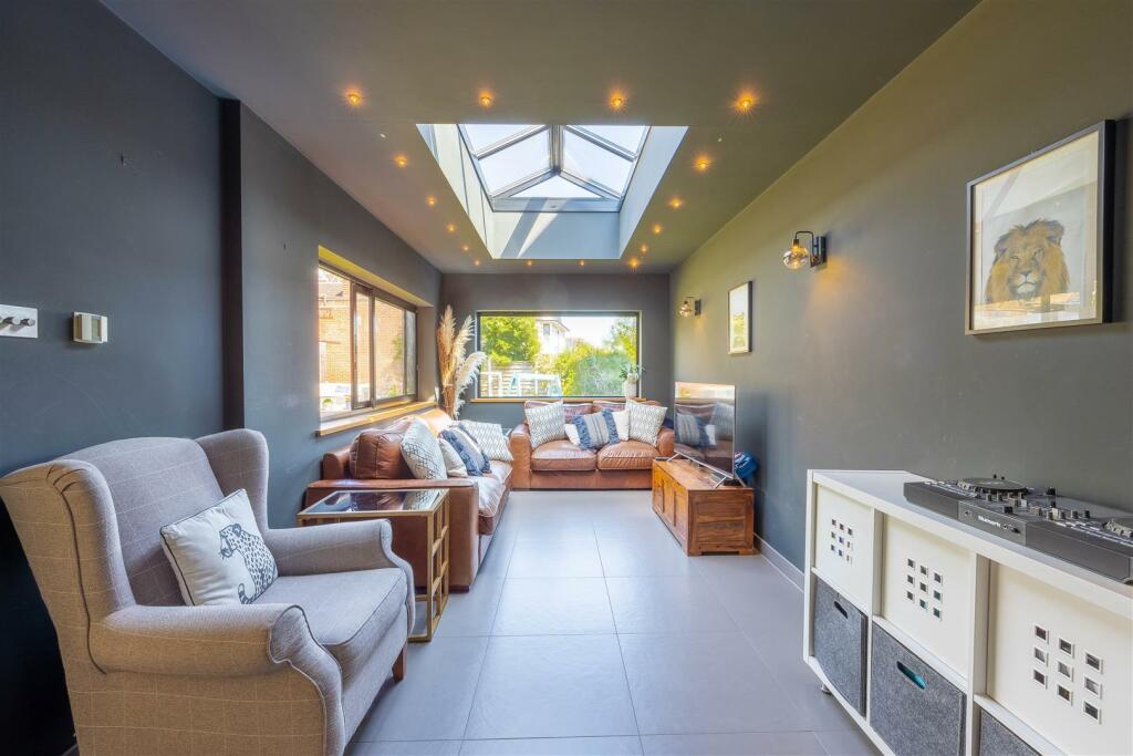 Open Plan Lounge