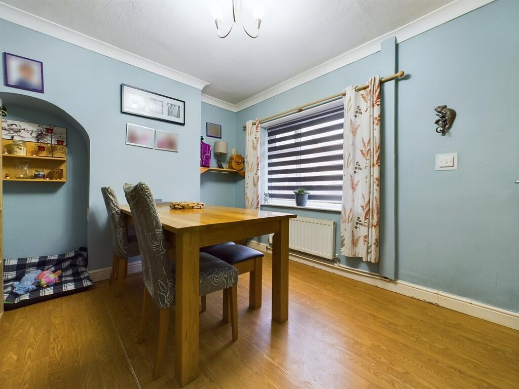 CAM04273G0-PR0069...