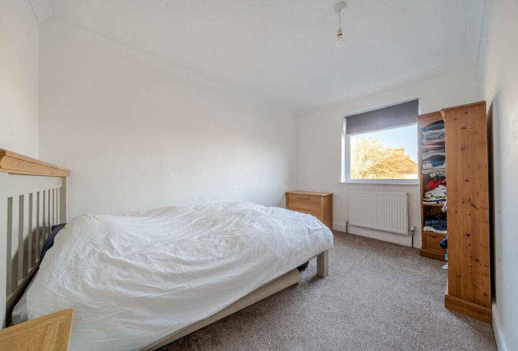 1383580-17-692599...