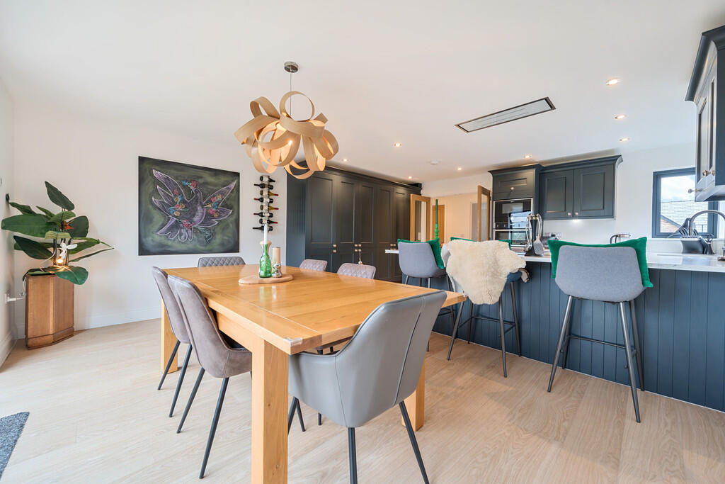 Dining Kitchen