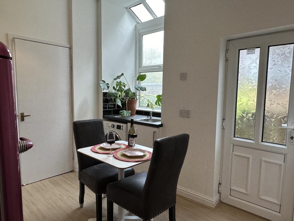 Flat 1 Marsland Road