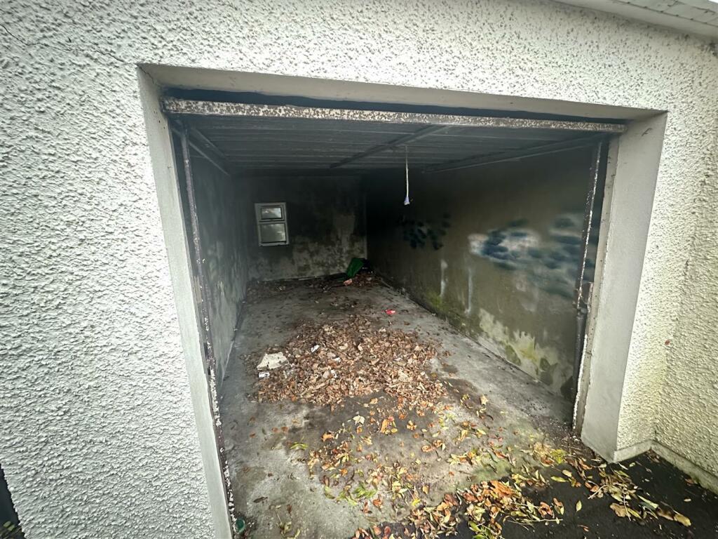 Single Garage