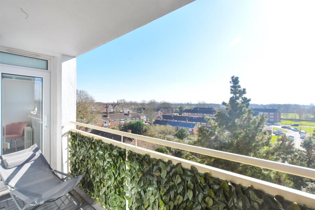 Balcony / Terrace