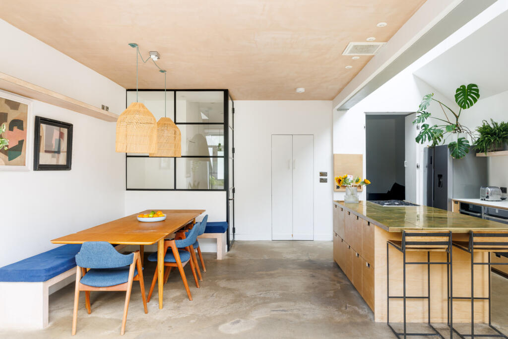 288306 - FrancisRoadLondonE10-JSouteyrat-0849.jpg