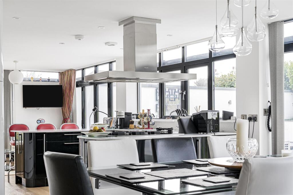 Photo 19-02-2025, 13 13 29.jpg