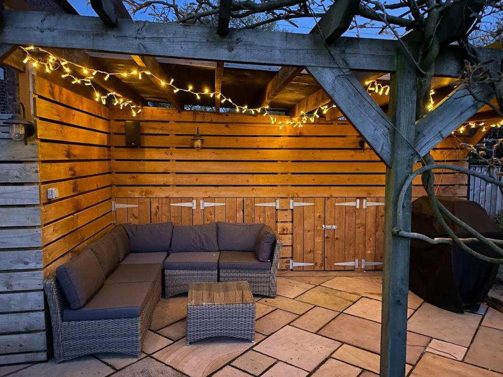 Garden at night 3.jpg