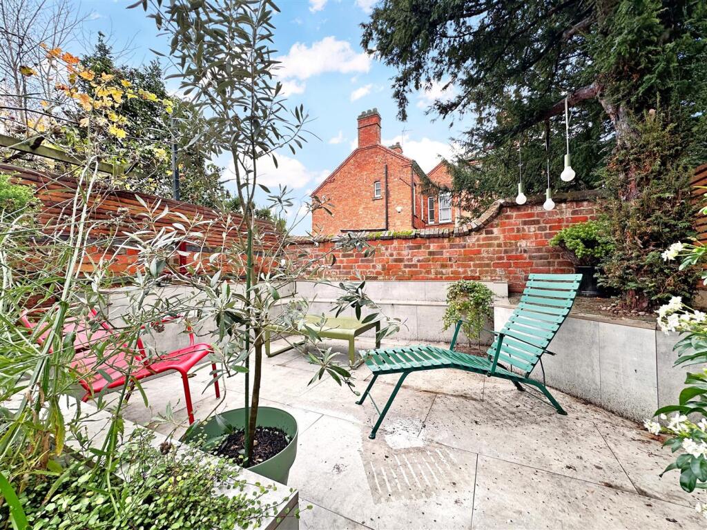 Secluded Outdoor Entertainment Space 697