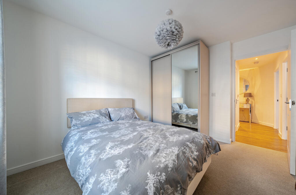 1386607-8-6945502...