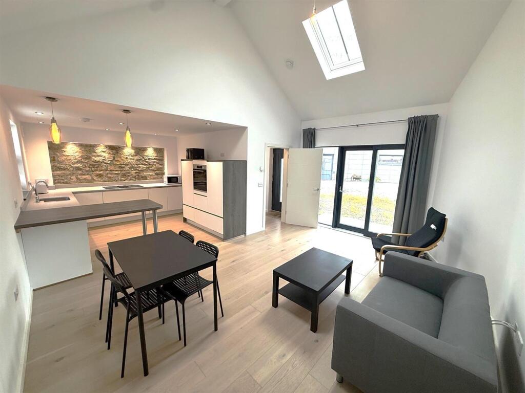 Coach House Open Plan.jpg