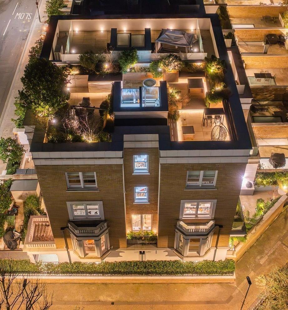Rooftop Side