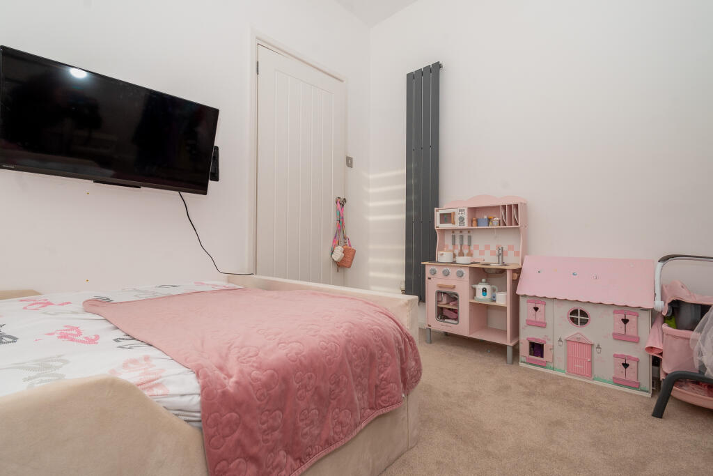 general 18 Clifton R