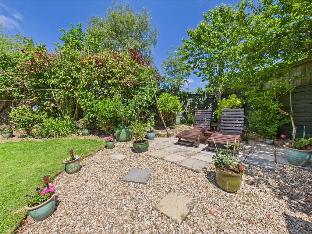 CAM05372G0-PR0009...