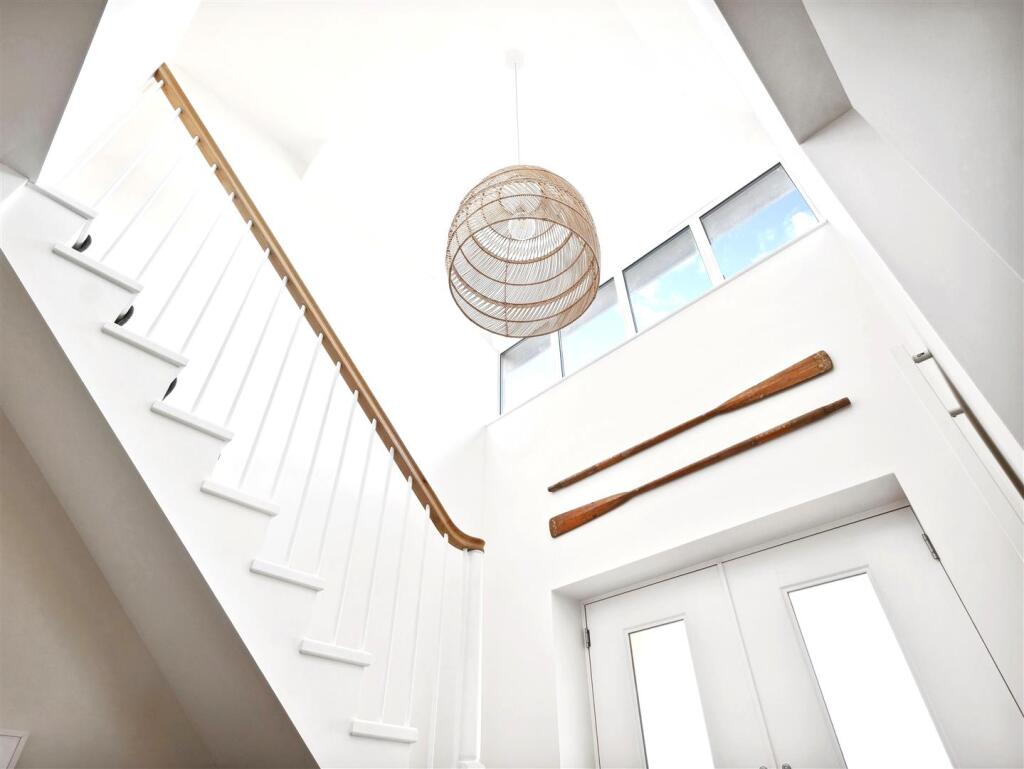 Vaulted Entrance hall.JPG