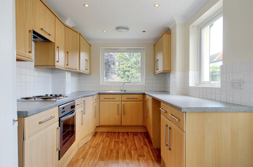 Kitchen.JPG