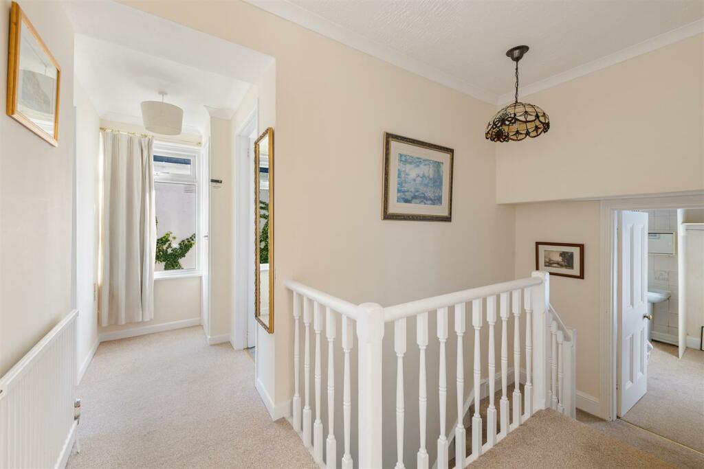 A18 - 9 Sandquay Road Dartmouth - 240226.jpg