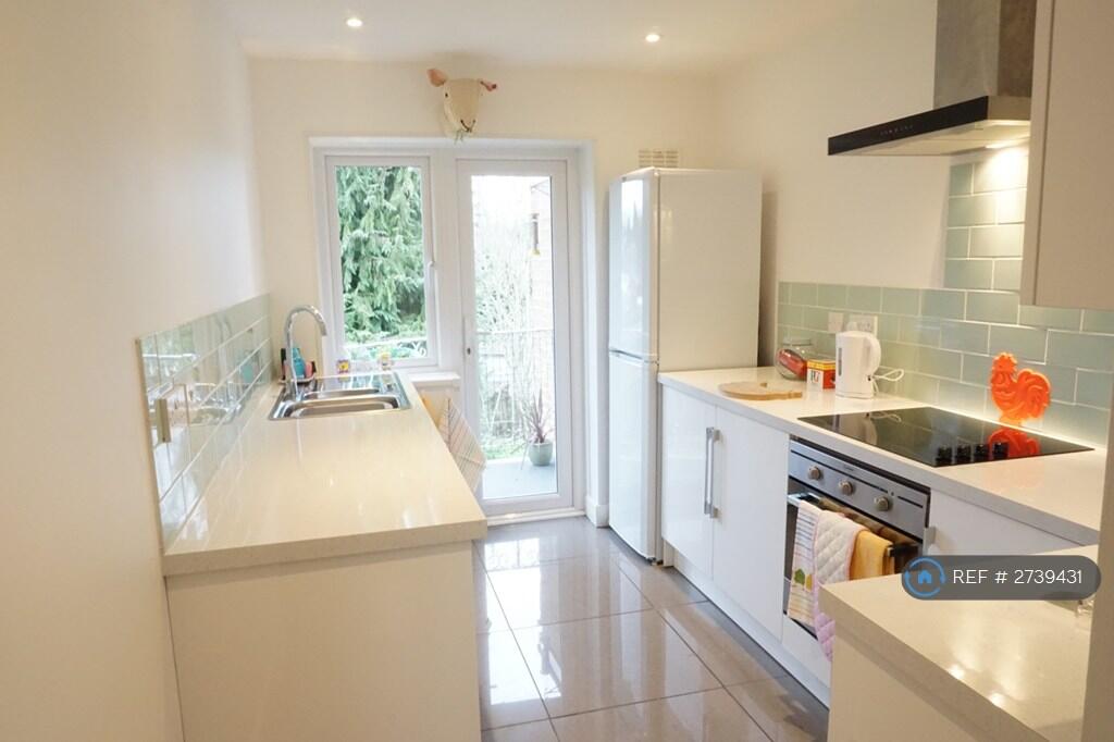 Kitchen &amp; Balcony