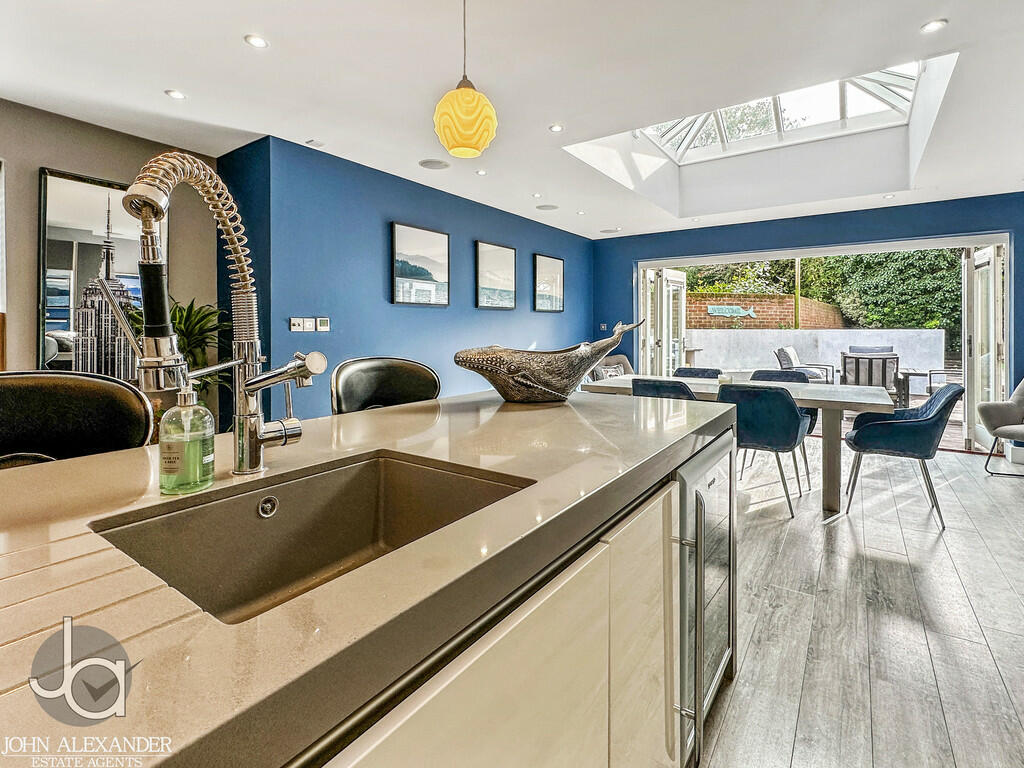 20241017_13564512...