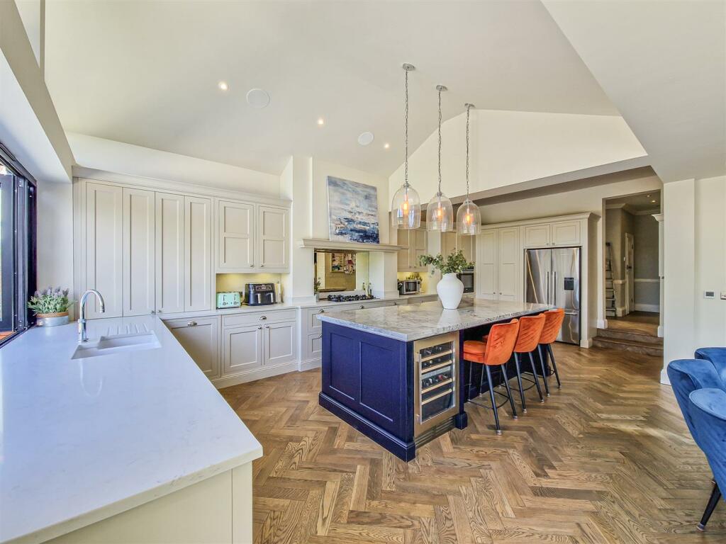 kitchen/family room