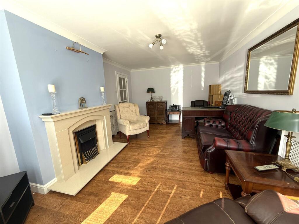 7 mayflower drive new lou.jpeg