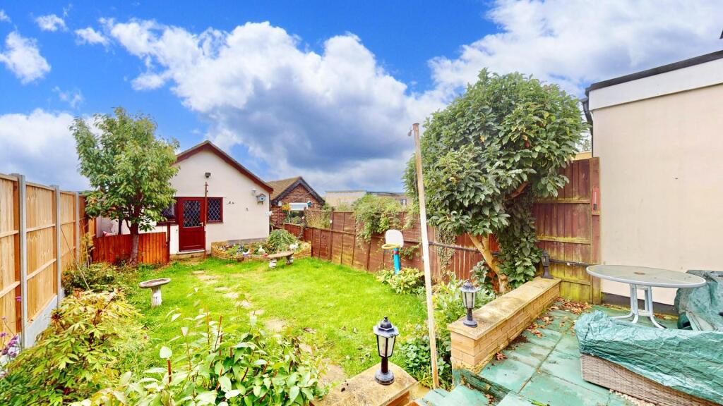 15-Coombewood-Drive-09182025_162628.jpg