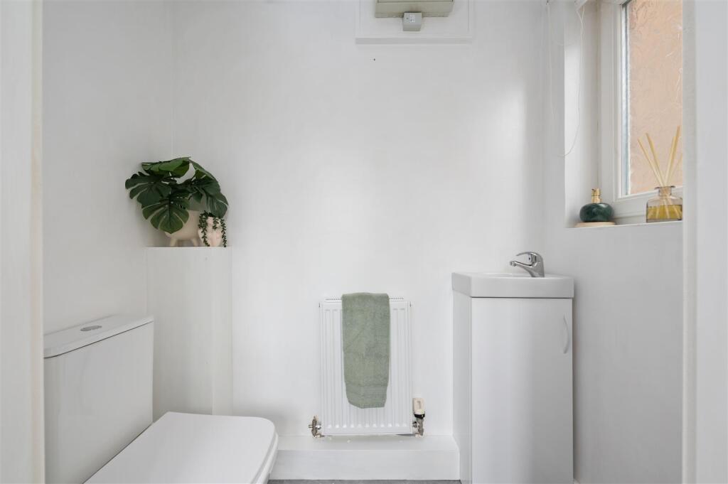 17KingsDrive017.JPG