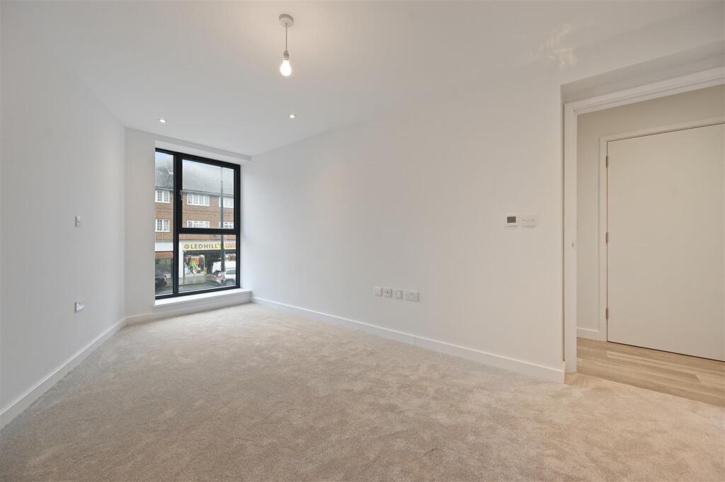 ERC- bejoux court- flat 17- bedroom 6 (1).JPG