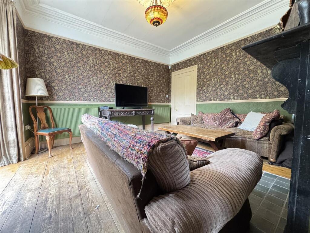 IMG_0940 (Large).JPG