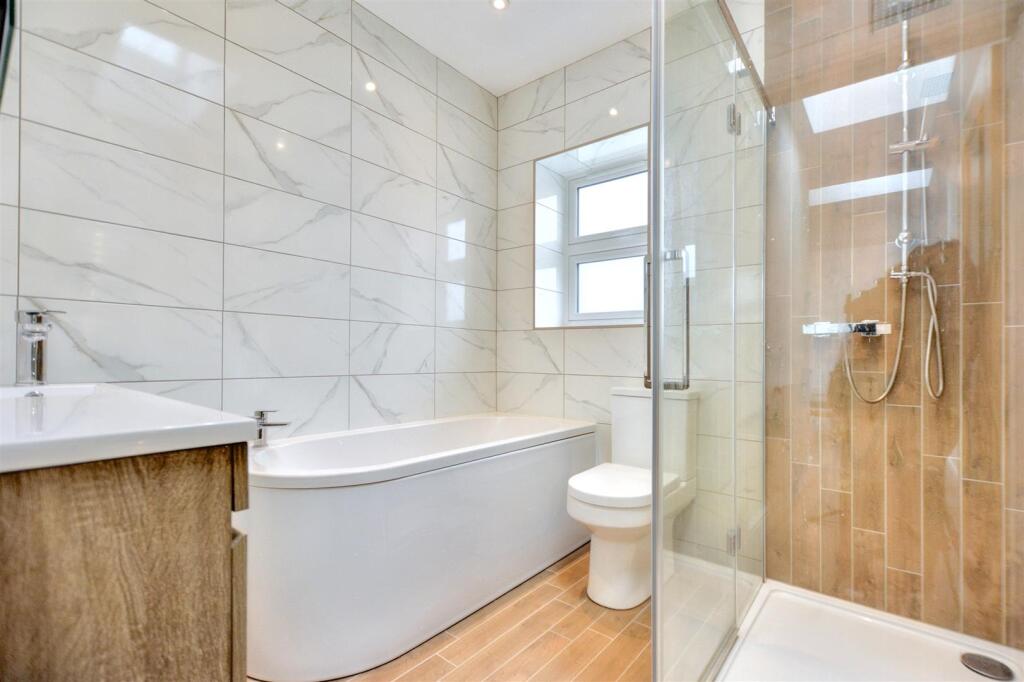 Bathroom.jpeg