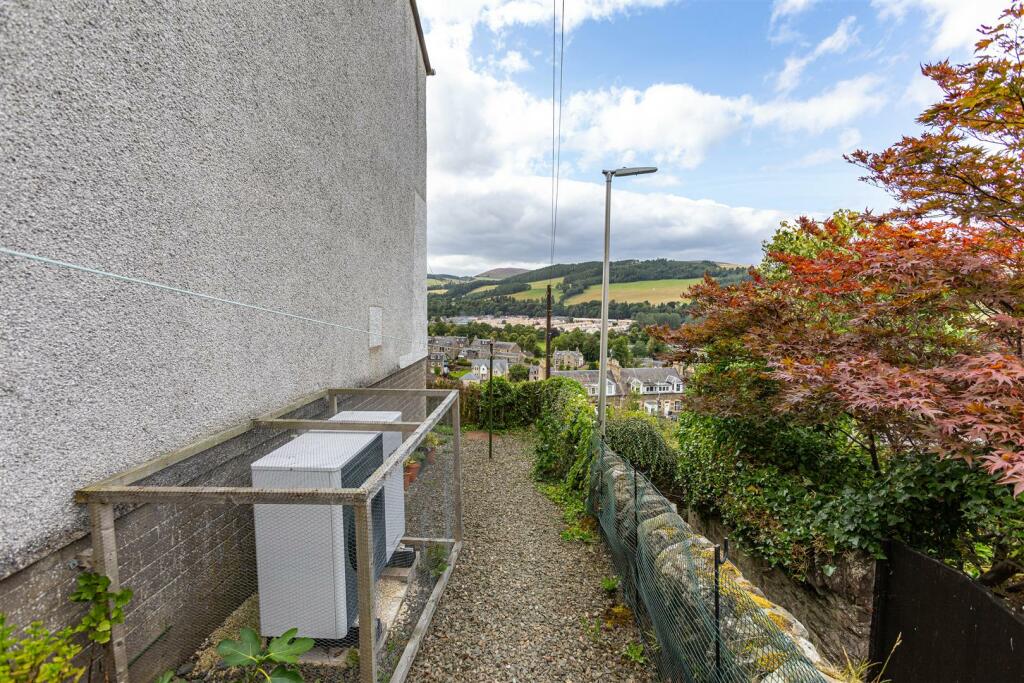 4 Bemersyde Crescent Selkirk 38.JPG
