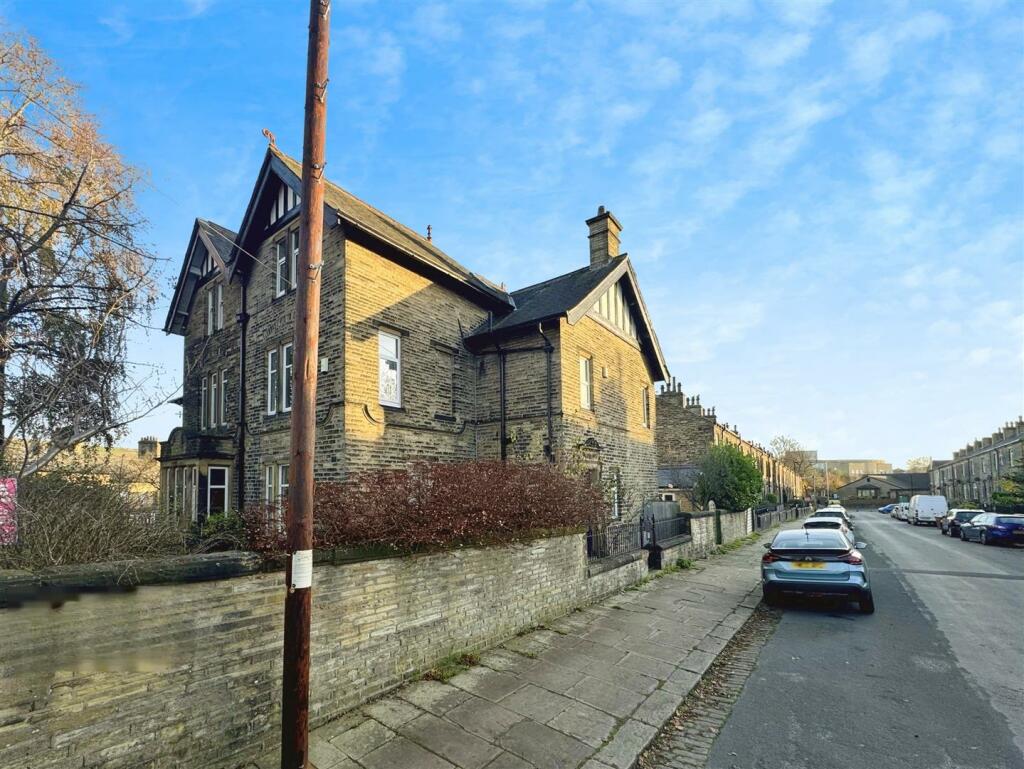 editedimage-f7199e67-0a06-46bc-844b-6b0f0ad7bfd1 2