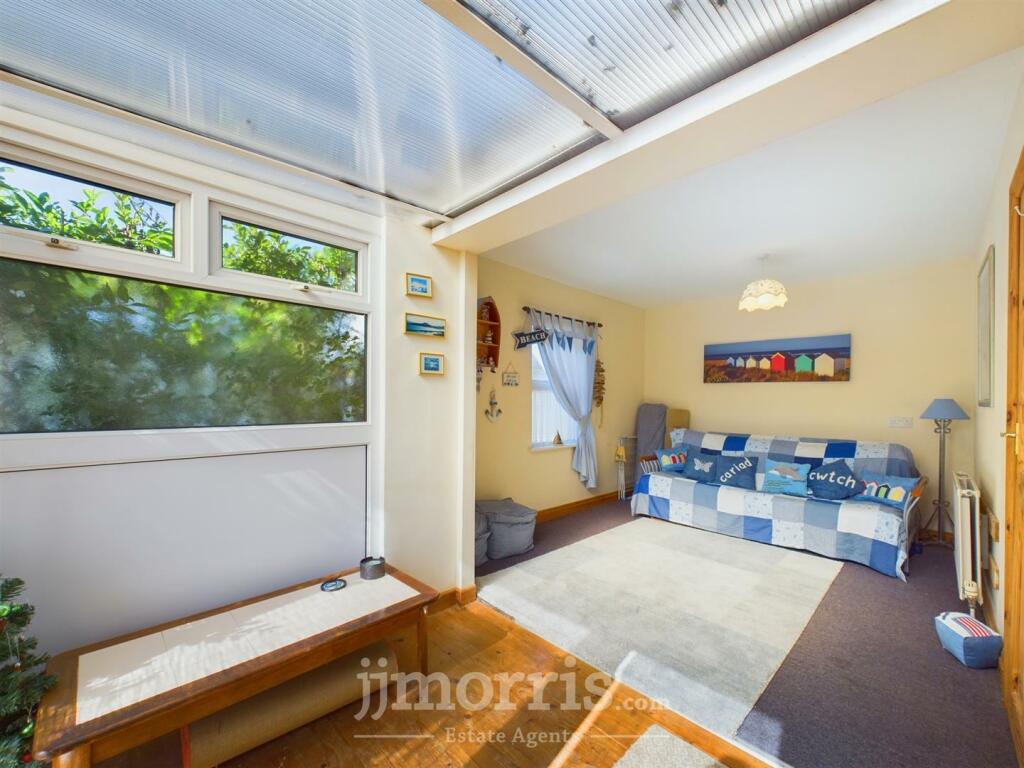 Sitting Room/Bedroom Three