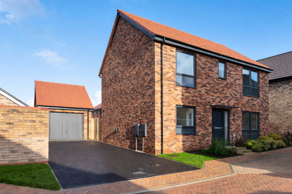 Off Watling Street , Whitehouse park , Milton Keynes, MK8