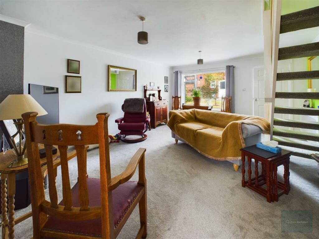 CAM02558G0-PR0239-ST