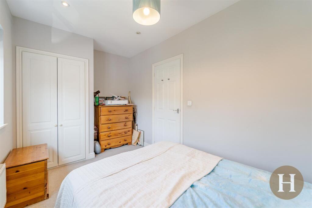 Hadleigh Estate Agents-17.jpg