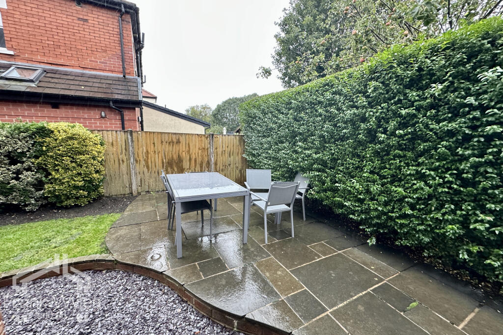 20251003_125605929_iOS