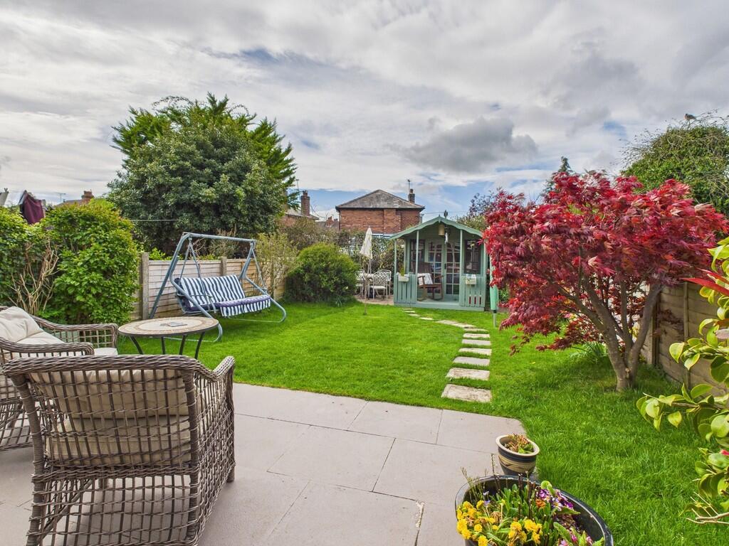 CAM02854G0-PR0369...