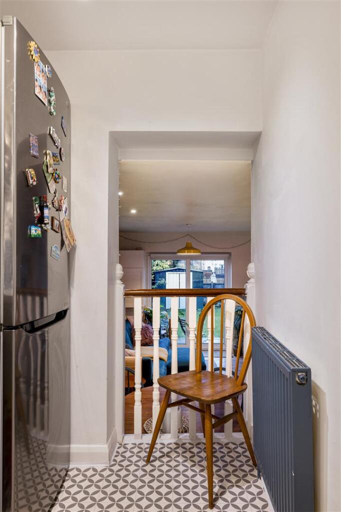 17, Teesdale Road E11