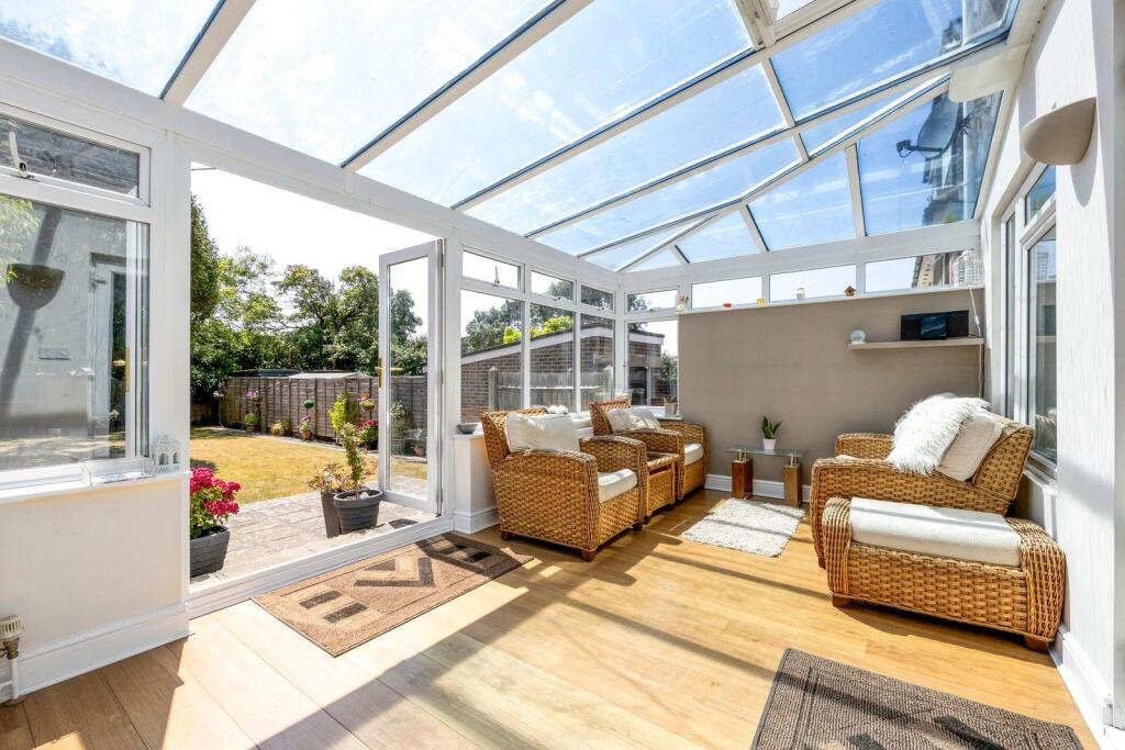 Greenleas 4 CONSERVATORY.jpeg